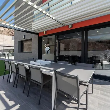 Art & Design Tauro Pool Wi-fi Bbq
